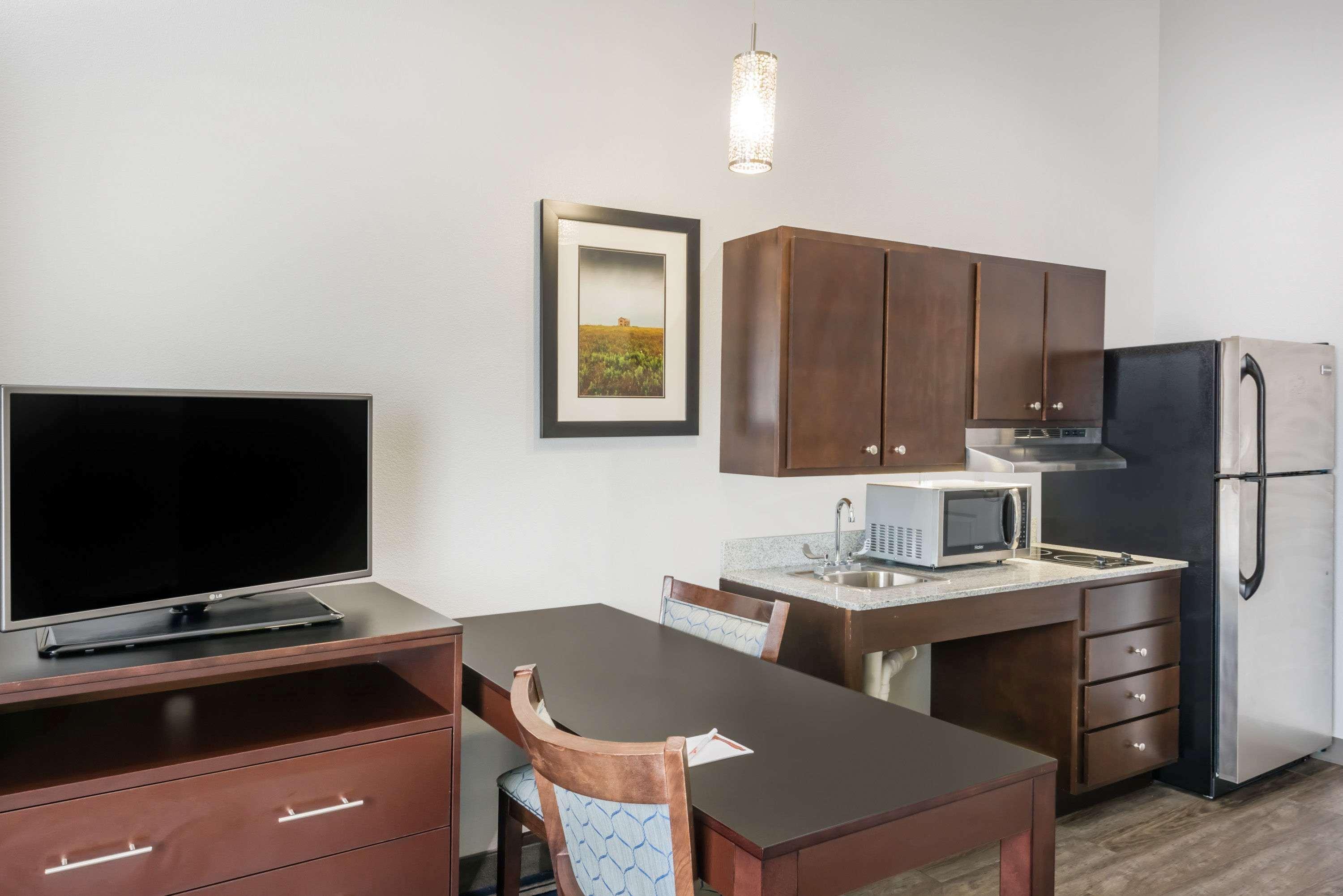 Hawthorn Extended Stay By Wyndham Midland Eksteriør billede