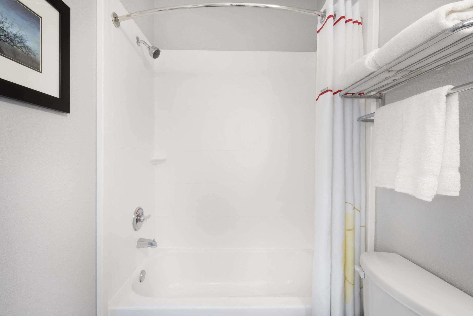 Hawthorn Extended Stay By Wyndham Midland Eksteriør billede